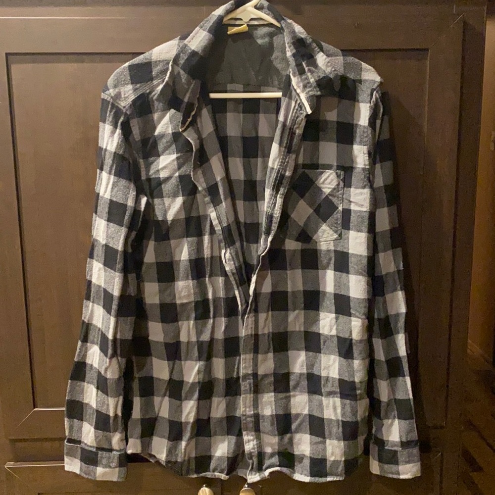 Size L RISTIC BLUE BUTTON UP FARM SHIRT